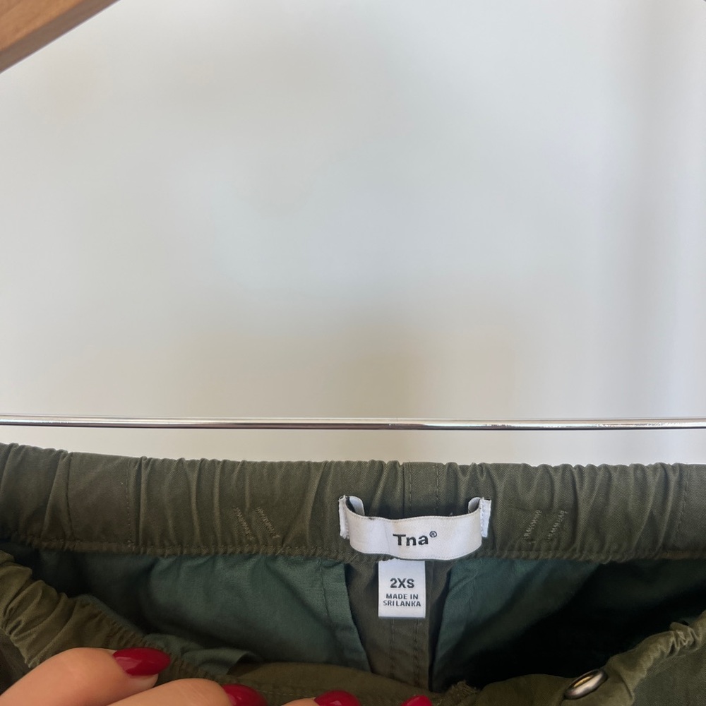 Aritzia TNA cargo pants - XXS - Picture 4 of 6
